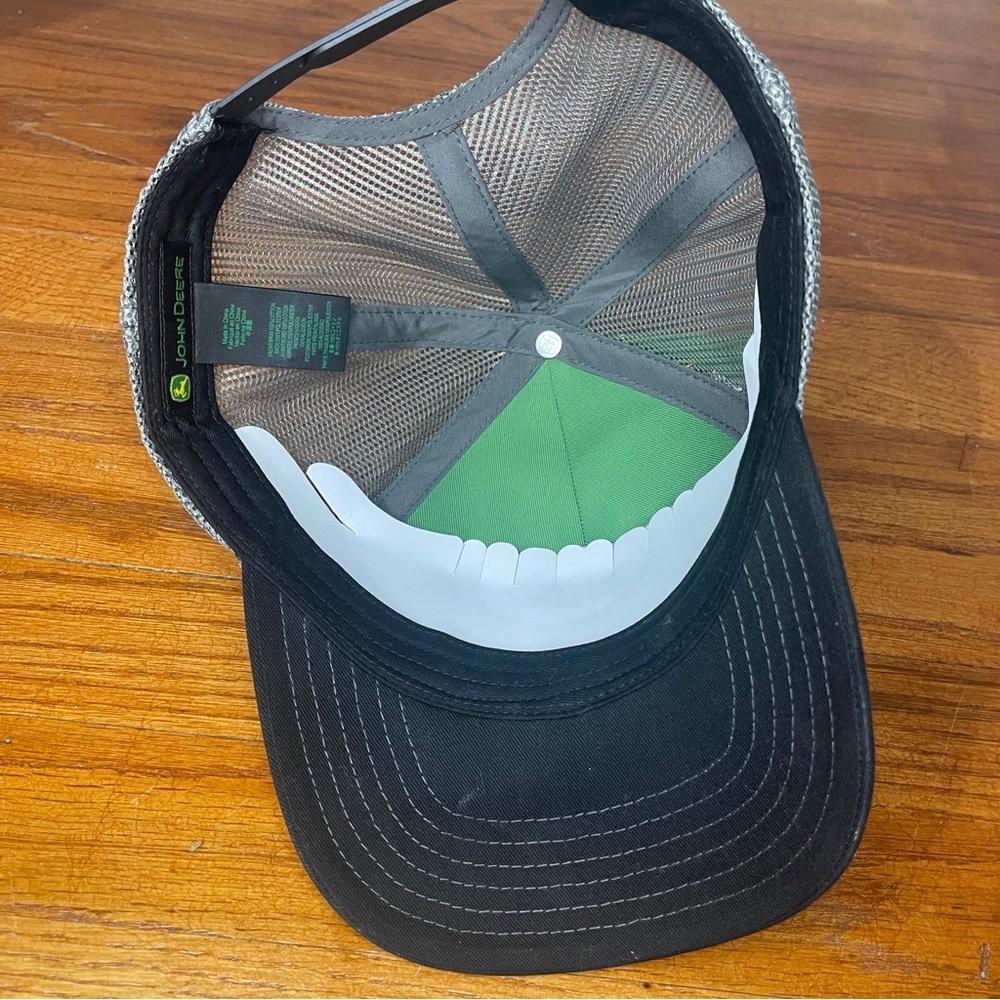 John Deere Trucker Hat Hutson Embroidered Snapback Mesh Cap NWT - Picture 7 of 7